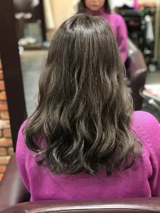 ロング カラー 辻 竜也　のヘアスタイル