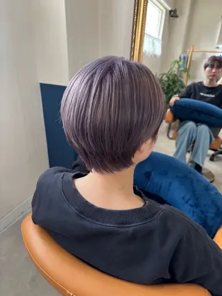 ショート カラー 髪の家 tikiのヘアスタイル