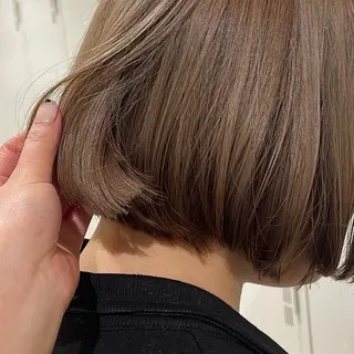 ミディアム カラー 艶髪【カラー支持率 No.1】リノ🪐のヘアスタイル