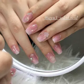 ネイル 大橋 歩美のネイルデザイン