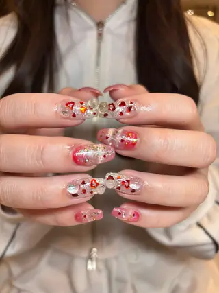 ネイル 倫実/スカルプ /ガーリー/個性派のネイルデザイン