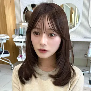 セミロング 似合わせレイヤー/ 透明感カラーのヘアスタイル