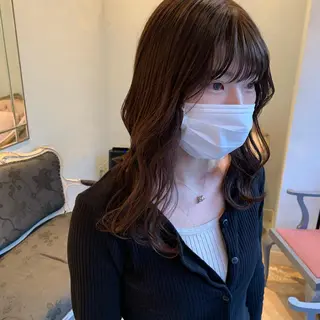 ロング カラー SAKINO. ベージュカラーのヘアスタイル