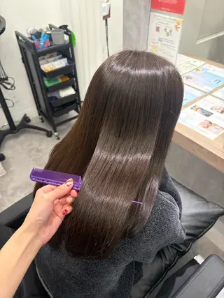 ロング カラー COCO .のヘアスタイル