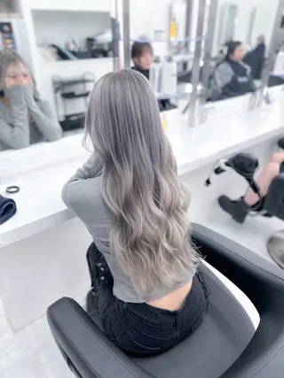ロング カラー ウルフ&レイヤー特化 まとまる美髪矯正のヘアスタイル