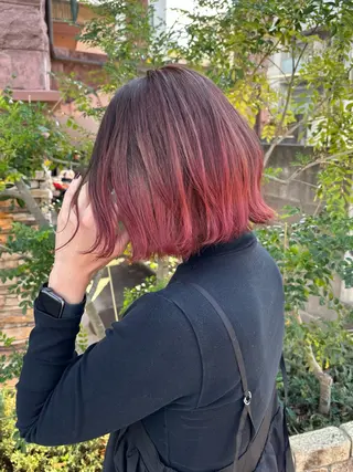 ミディアム カラー 岡村 莉穂のヘアスタイル