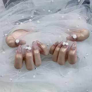 ネイル パーツ全部¥110 サロンミミのネイルデザイン