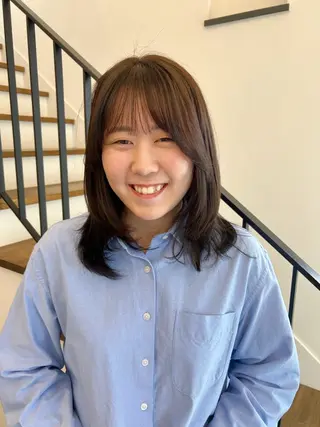 ロング 本澤 朋香のヘアスタイル