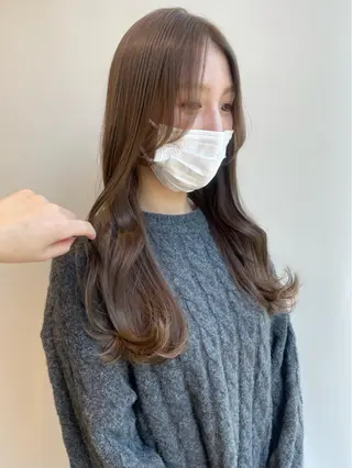 ロング カラー 山口 莉奈のヘアスタイル