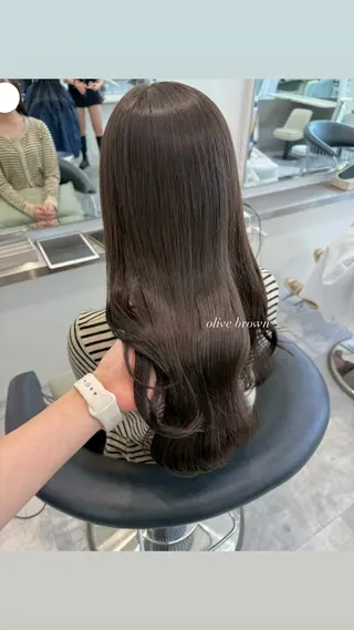 ロング ParveMix 宮﨑 梨里のヘアスタイル