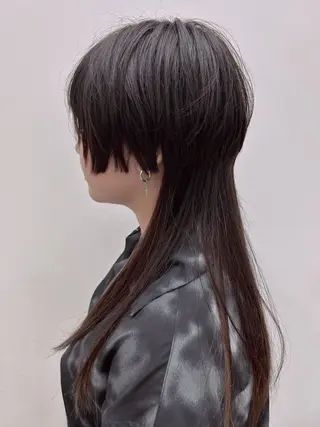 ロング 💛🤍U too e’s 鎌倉🧸のヘアスタイル