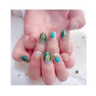 ショート ネイル 👑enen style👑のネイルデザイン
