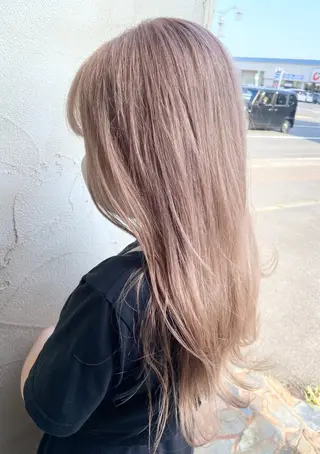 ロング カラー ブリーチ×レイヤー 🔥小林達哉のヘアスタイル