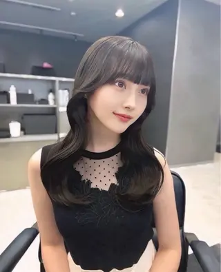 セミロング カラー ケアブリーチ/透明感 カラー🤍YURIAのヘアスタイル