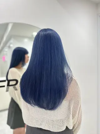 カラー 🤍ハイトーン寒色 🤍MADOKAのヘアスタイル