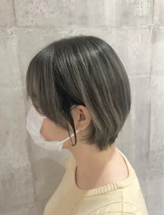ショート 興津/韓国レイヤー ダブルカラー美髪縮毛のヘアスタイル