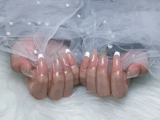 ネイル Eclat〔ｴｸﾗ〕 MOEKA𝜗𝜚*のネイルデザイン