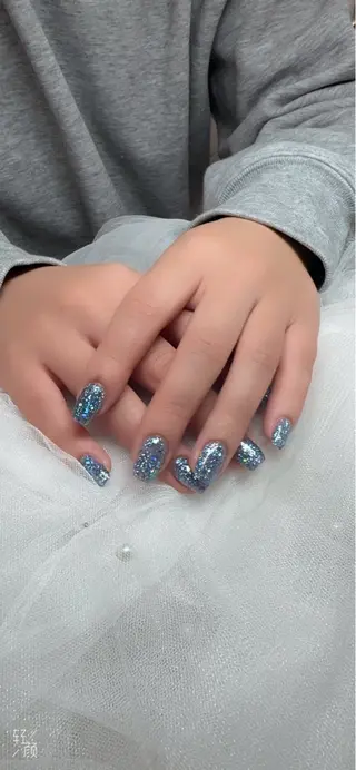 ネイル ゴ .のネイルデザイン