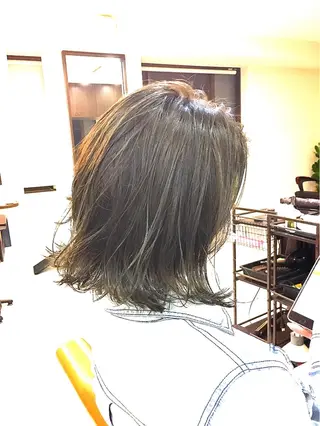 ショート カラー 隠れ家美容室 RAW TOKYO 【公式】のヘアスタイル