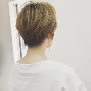 ショート カラー ショートボブ髪質改善 縮毛矯正のプロ山道潤のヘアスタイル