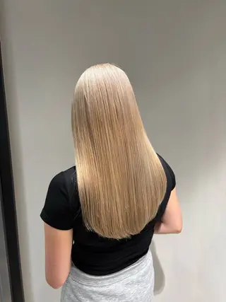 セミロング カラー 🦋レイヤー職人 猪瀬玲奈🦋のヘアスタイル