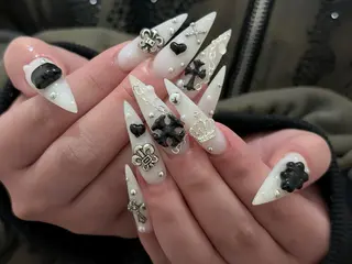 ネイル Eli Nails 新宿のネイルデザイン