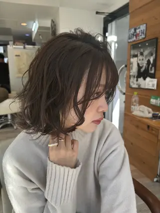 ミディアム パーマ 山田 晃輔のヘアスタイル