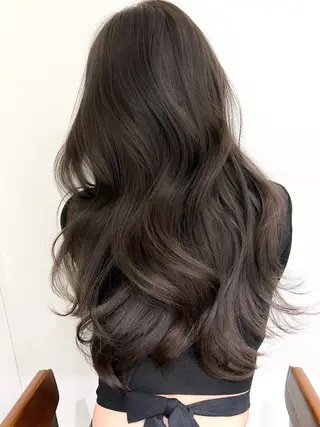 ロング カラー 🎀透明感× 赤み消し🎀正源のヘアスタイル