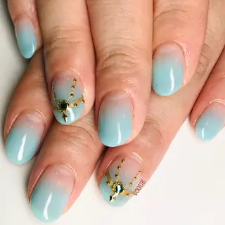 ネイル VOGUE ×SWANのネイルデザイン