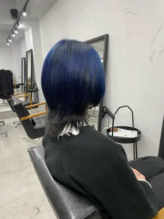 ミディアム カラー マツダ レンのヘアスタイル