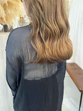 カラー 椎葉 みはるのヘアスタイル