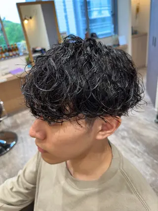 パーマ メンズ 【メンズパーマ】比嘉 啓人のヘアスタイル