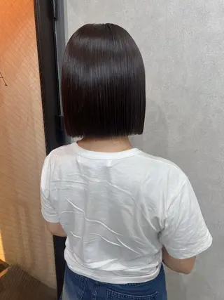 ショート カラー YUI ハイトーンカラーのヘアスタイル