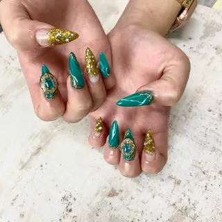 ネイル 山﨑 葉月のネイルデザイン