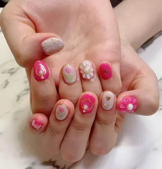 ロング カラー ネイル Q Free nailsのネイルデザイン