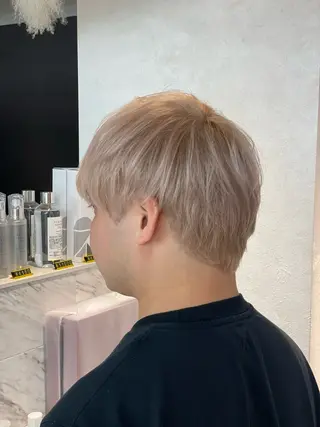 ショート カラー メンズ 🍫ハイトーン✖︎ 髪質改善🍫柴田のヘアスタイル