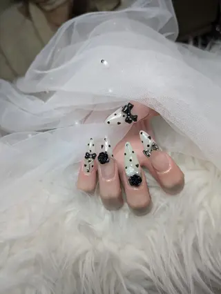 ネイル Queen Nail 研修生のネイルデザイン