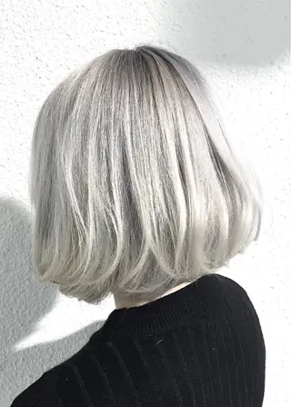 ミディアム カラー LadyBeetle 山本泰史のヘアスタイル