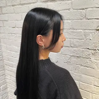 ロング 千代 夏輝のヘアスタイル