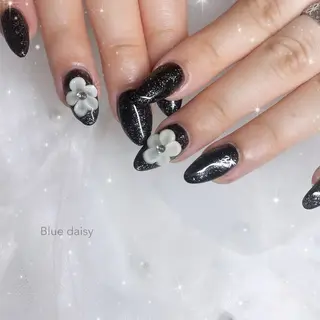 ネイル Blue daisy 栄本店のネイルデザイン
