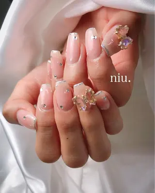 ミディアム nail salon niuのネイルデザイン