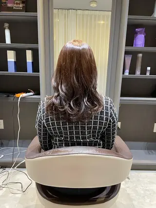 セミロング salowin札幌大通り店所属・近野 美月のヘアスタイル