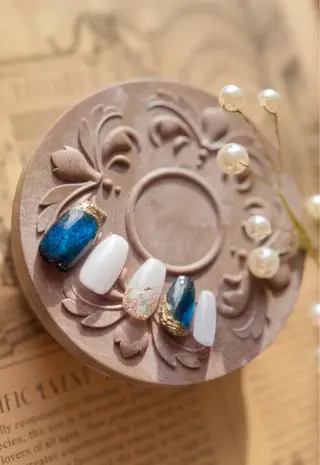 ネイル Laure‘a MARIのネイルデザイン