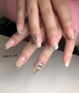 ネイル 伊藤 晴香のネイルデザイン