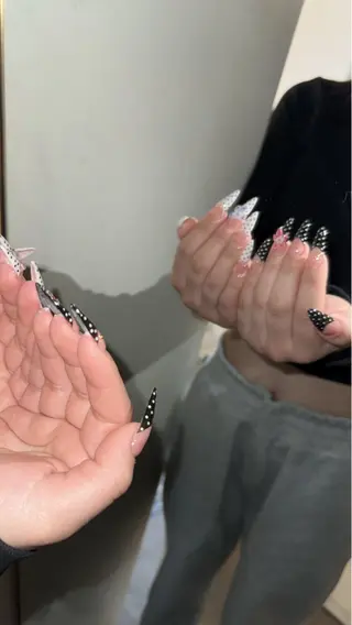 ネイル 濱岡 咲のネイルデザイン