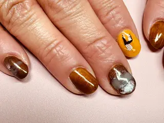 ネイル 美容室 hair&make FLOW 新宿歌舞伎町所属・短め爪初めての方 大歓迎‼️ 歌舞伎町のネイルデザイン