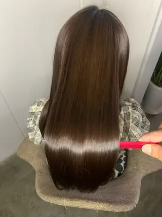 セミロング GENIEE/堀江 髪質改善/ハイトーンのヘアスタイル