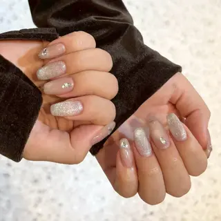 ネイル WHITE nail 栄店のネイルデザイン