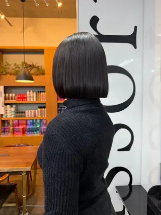 ミディアム パーマ AOI 　ヘアカラ ー / ブリーチのヘアスタイル