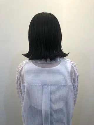 ミディアム ツノガイ エリのヘアスタイル